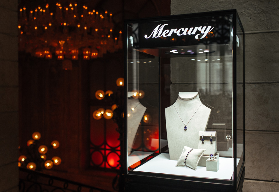 Украшения Mercury из коллекции Color