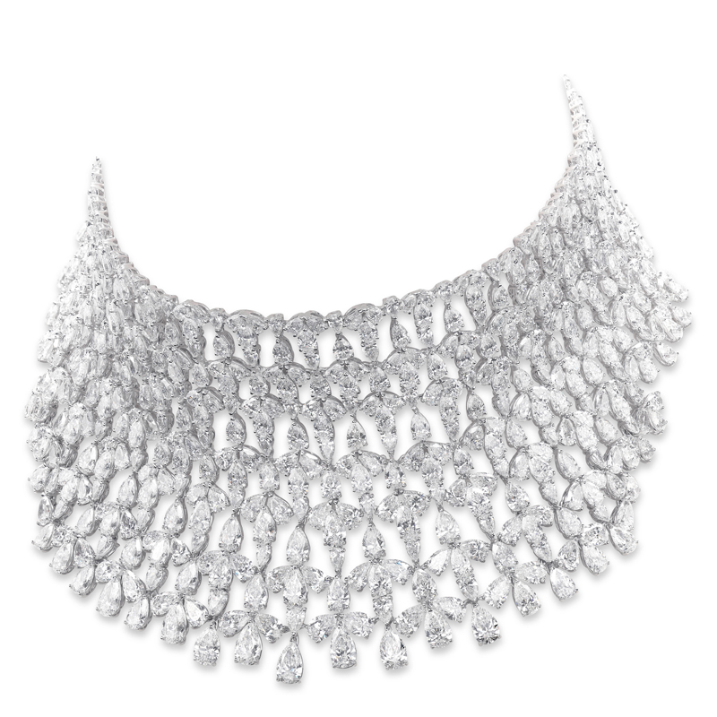 Колье Chopard Red Carpet из белого «этичного» золота с бриллиантами (204,35 к)