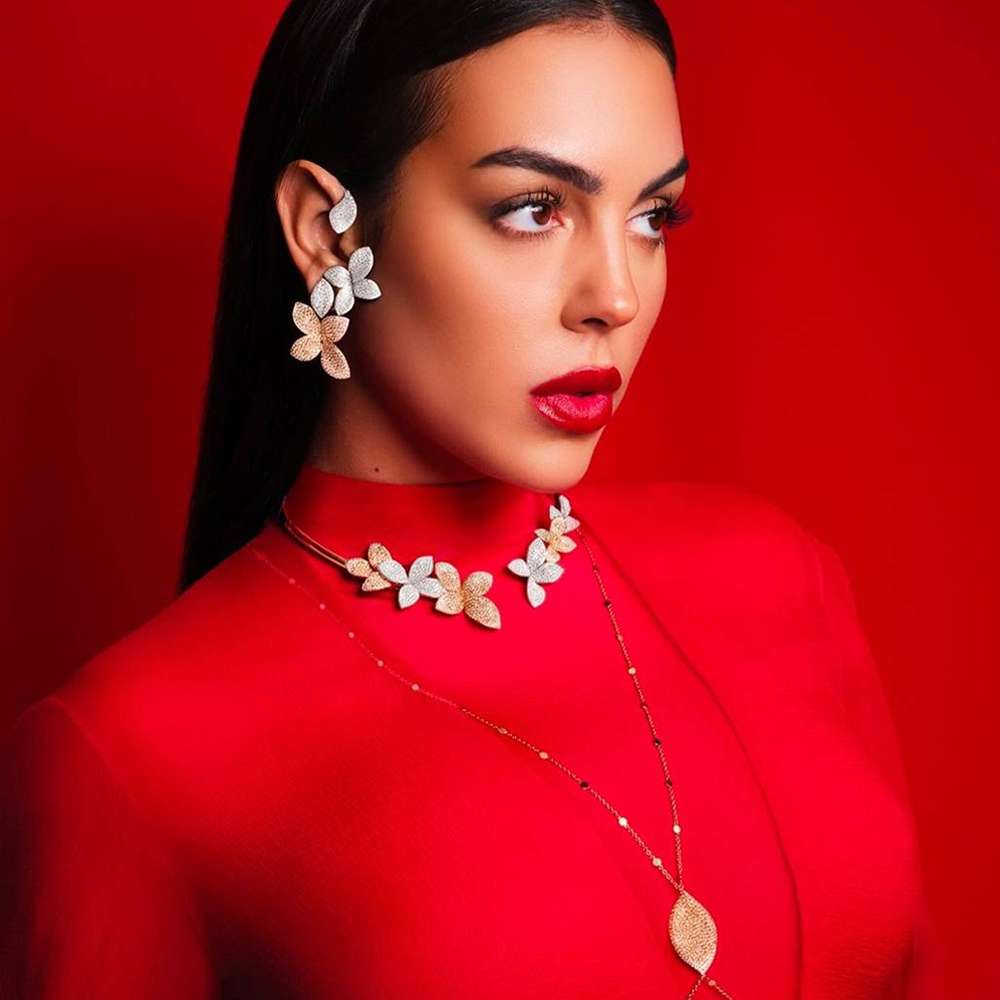 Джорджина Родригес выбирает украшения Pasquale Bruni