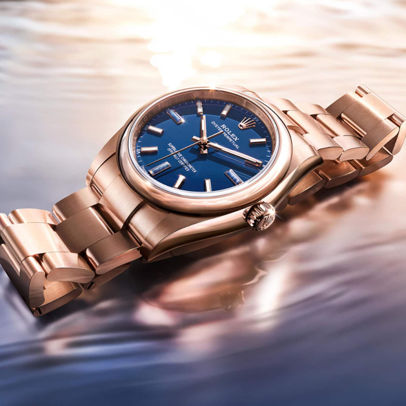 Часы Rolex Oyster Perpetual из золота Everose с циферблатом в оттенке Blue Stone