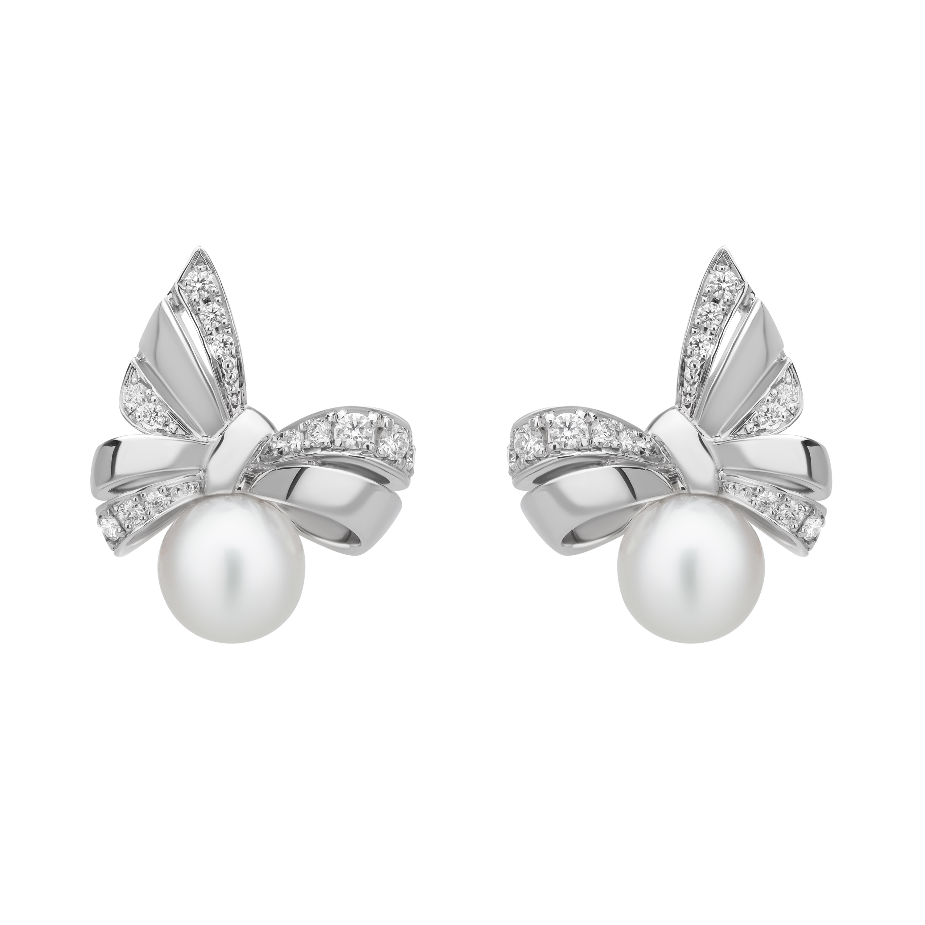 Серьги Mikimoto Classic из белого золота с бриллиантами и жемчугом