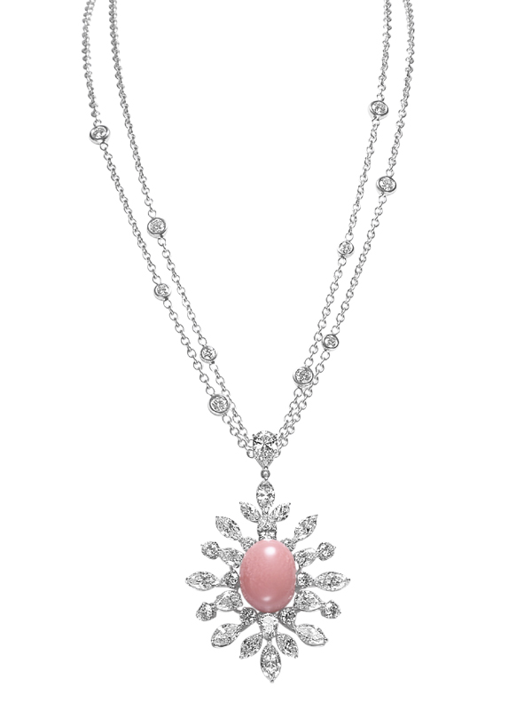 Колье Mikimoto Conch and Melo в платине с бриллиантами и жемчугом Conch