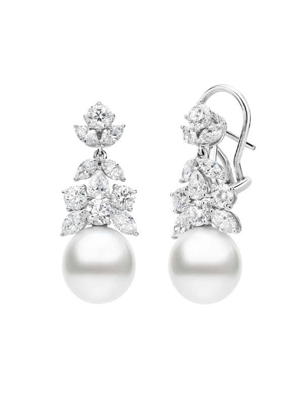 Серьги Mikimoto Classic из белого золота с жемчугом и бриллиантами