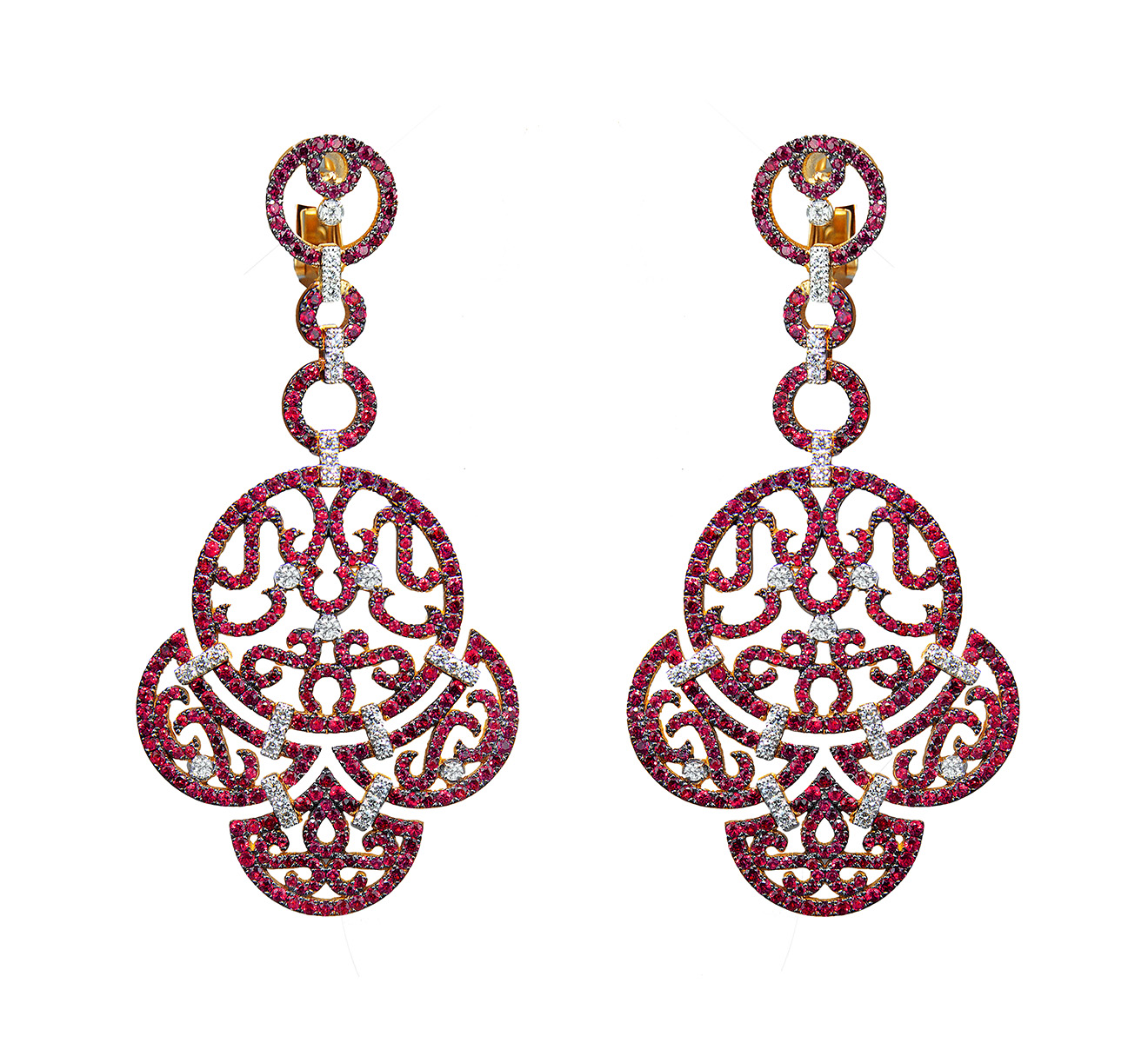 Серьги Jacob & Co Lace из розового золота с рубинами и бриллиантами