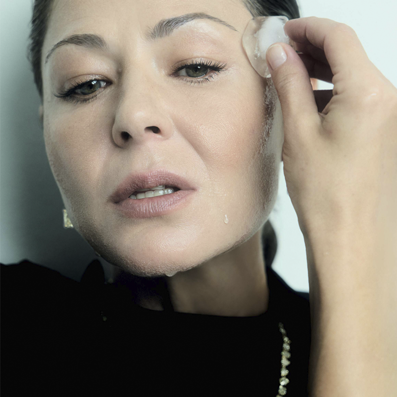 Елена Лядова в серьгах, кольце и колье Mercury Classic