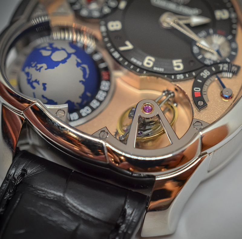 Часы Greubel Forsey GMT в 43,5 мм корпусе из платины с индикатором запаса хода, указателем дня и ночи и турбийоном