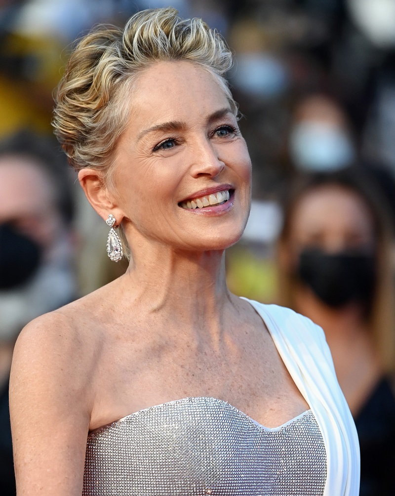 Sharon Stone in Chopard_17 July 2021 (1).jpg
