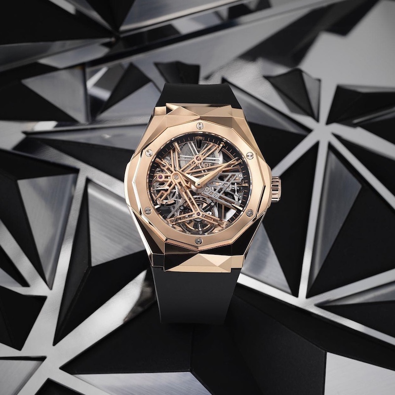 Часы Hublot Classic Fusion Tourbillon Power Reserve 5 Days Orlinski King Gold в 45 мм корпусе из золота King Gold со скелетонизированным циферблатом, турбийоном, индикатором запаса хода