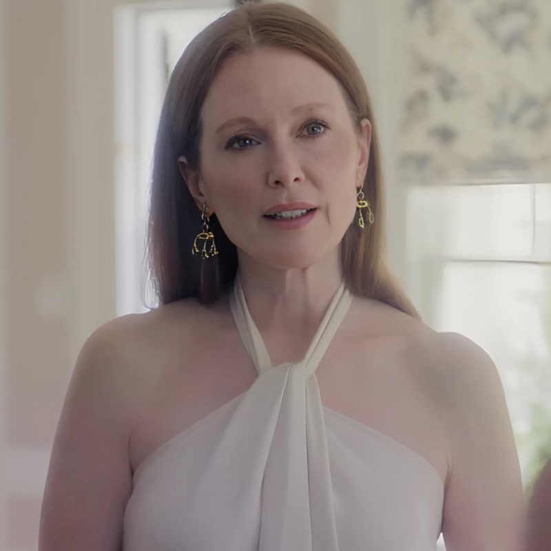 Джулианна Мур в роли Микаэлы Келл