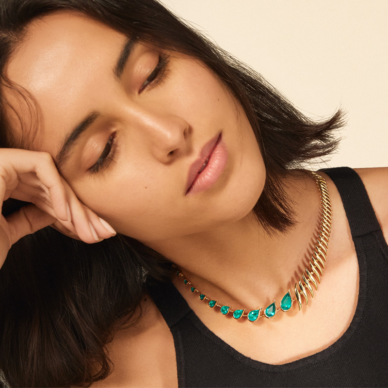 Колье Fernando Jorge Flame из желтого золота с изумрудами