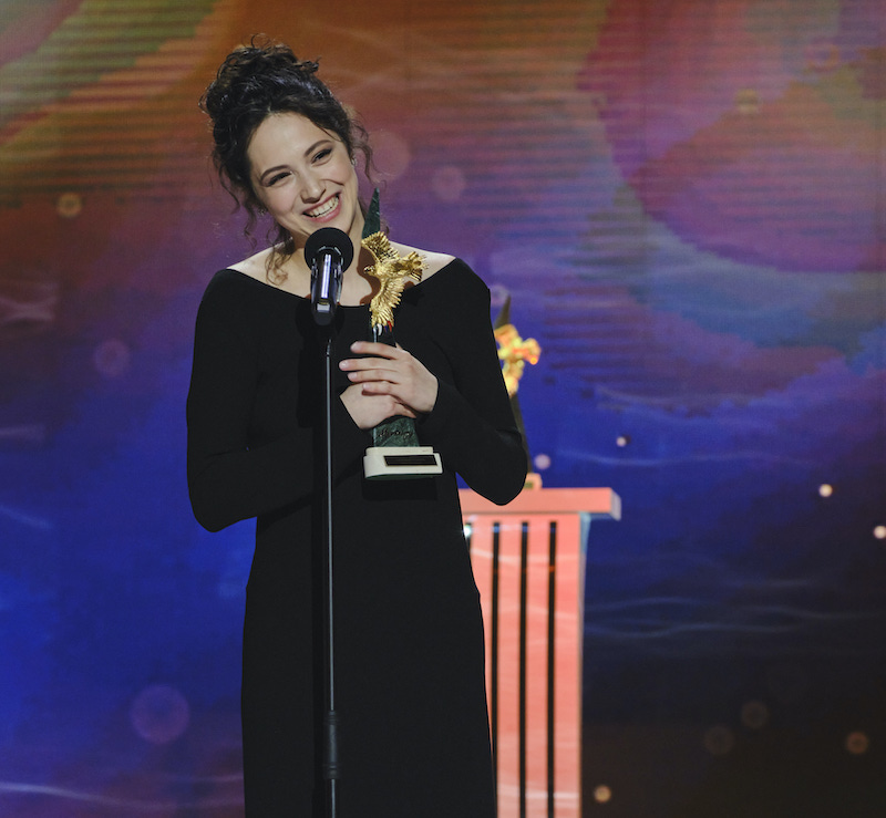 Победительница в номинации «лучшая женская роль второго плана» Дарья Балабанова в серьгах Mercury Classic