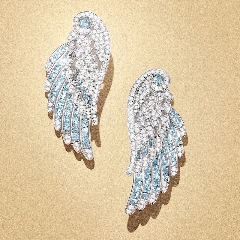 Серьги Garrard Wings Embrace из белого золота с бриллиантами и аквамаринами
