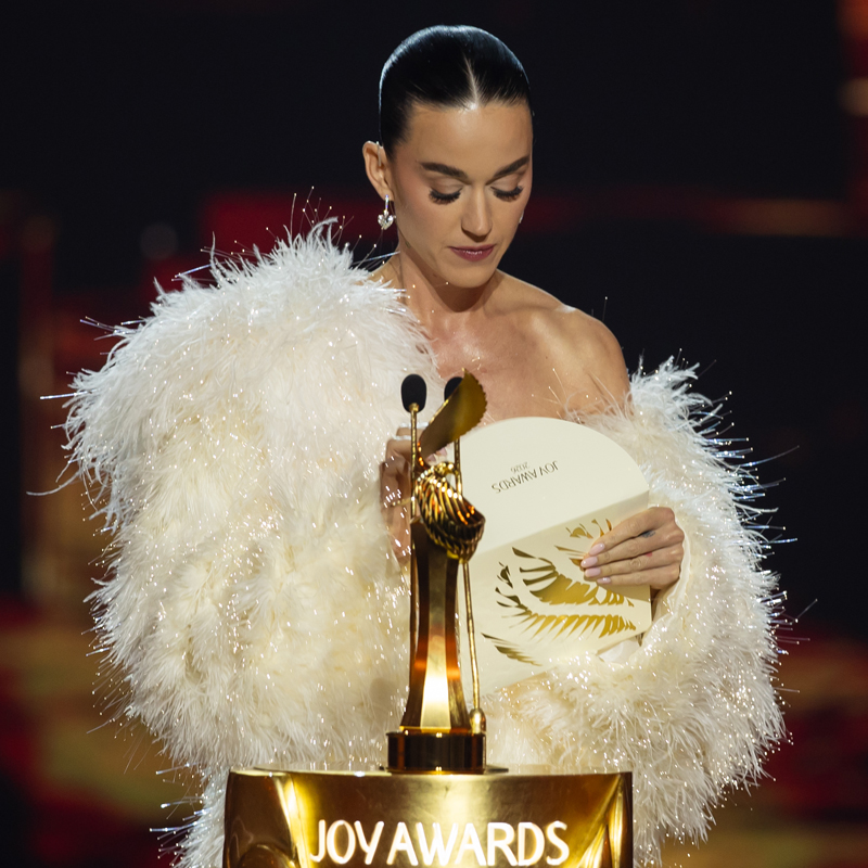 Кэти Перри в серьгах Chopard Haute Joaillerie