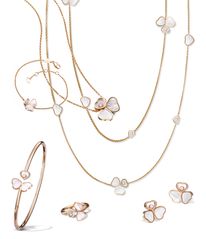 Украшения Chopard Happy Wings из розового золота с перламутром и «плавающими» бриллиантами