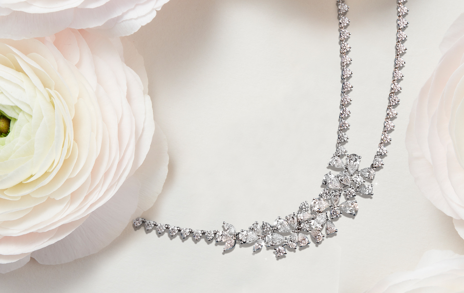 Колье Mercury Flower из белого золота с бриллиантами