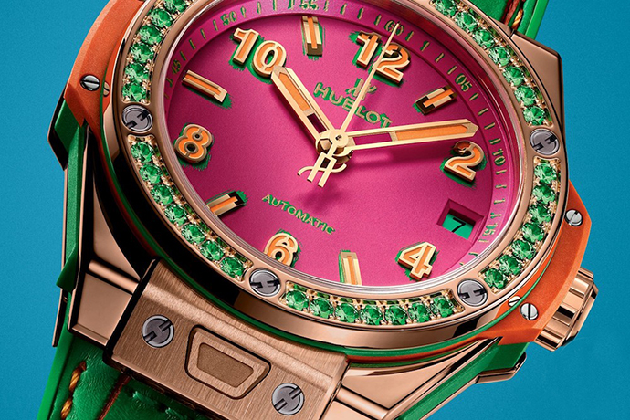 Часы Hublot Big Bang One Click Pop Art King в корпусе из розового золота с цаворитами