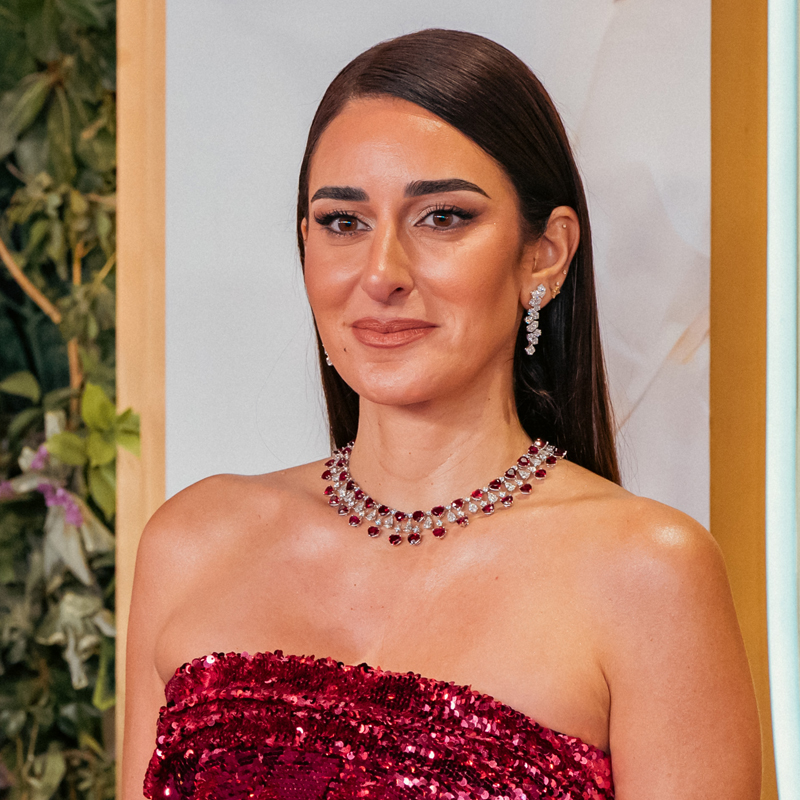 Амина Халил в колье и серьгах, все Chopard Haute Joaillerie