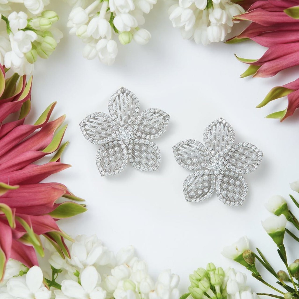 Серьги Mercury Miss Russia из белого золота с бриллиантами