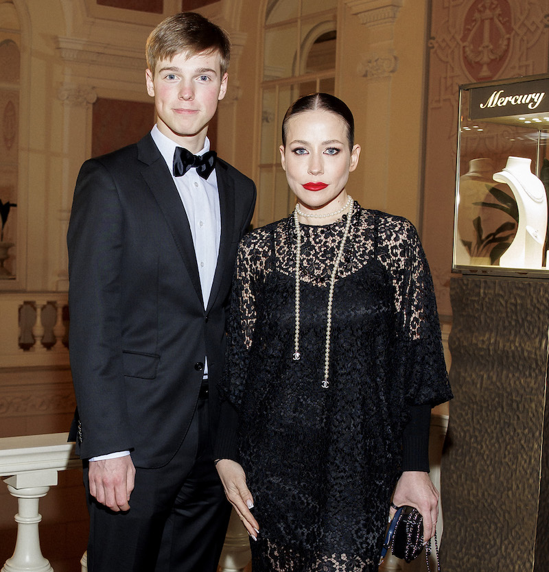 Юлия Барановская с сыном Артемом