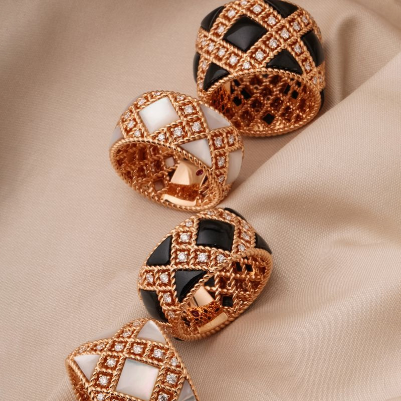 Кольца Roberto Coin Palazzo Ducale из розового золота с бриллиантами, перламутром и жадеитами