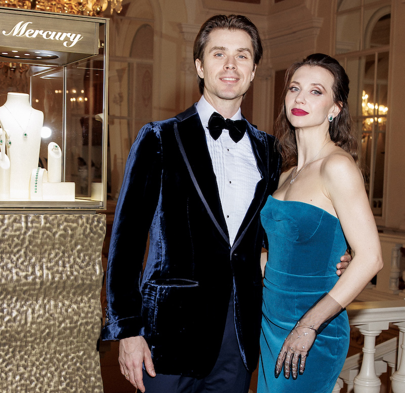 Артем Овчаренко и Анна Тихомирова 