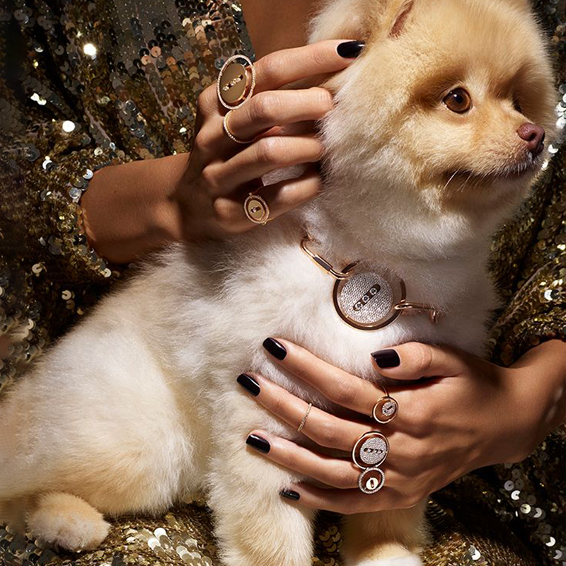 На фото: кольца и колье Lucky Move, кольца Gatsby, все Messika