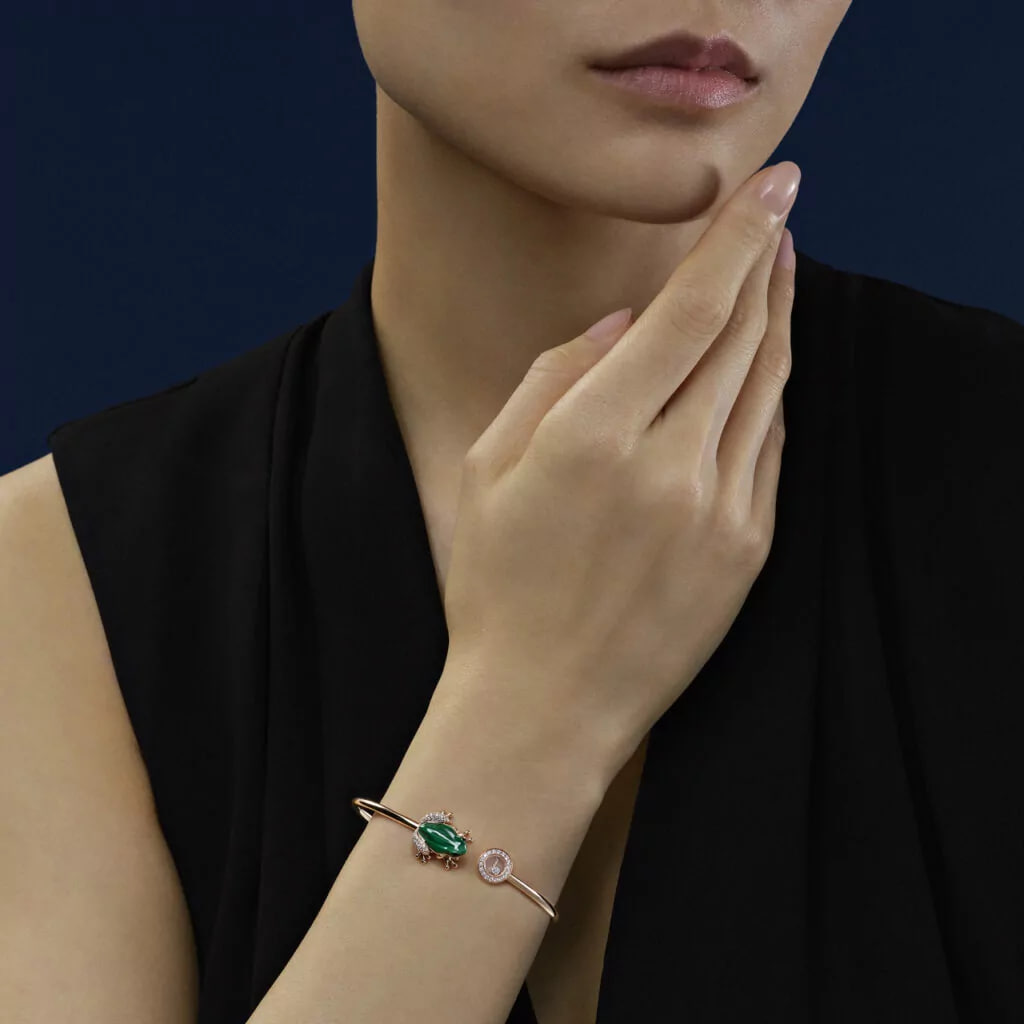 Браслет Chopard Icons из розового золота с бриллиантами, малахитом и ониксом