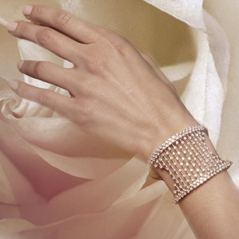 Браслет Casato Maureen из белого золота с бриллиантами Браслет Casato Maureen из белого золота с бриллиантами