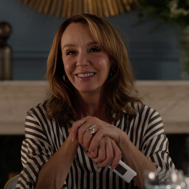 Филиппин Леруа-Болье в роли Сильви в кольце Yeprem