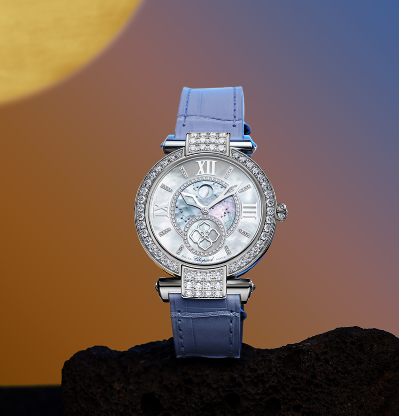 Часы Chopard Imperiale в корпусе из с бриллиантами на безеле, корпусе и циферблате с указателем лунных фаз