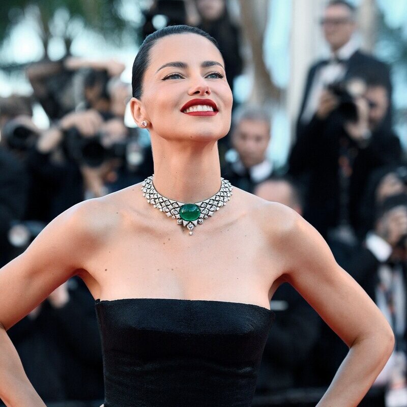 Адриана Лима в украшениях Chopard
