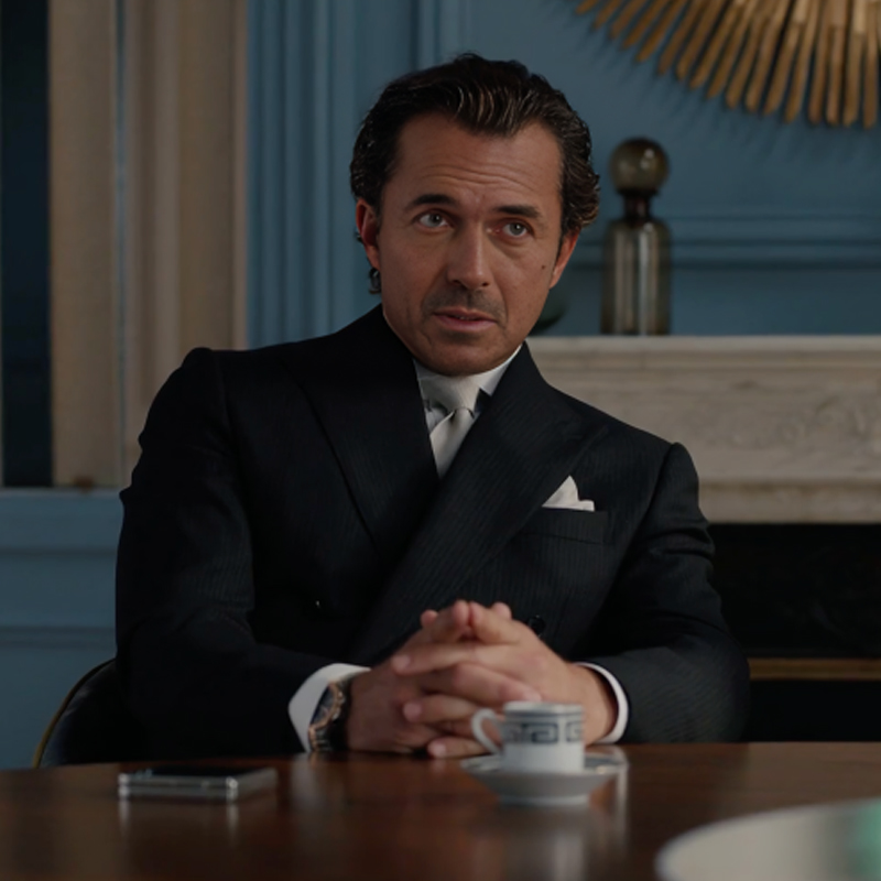 Уильям Абади в роли Антуана Ламбера