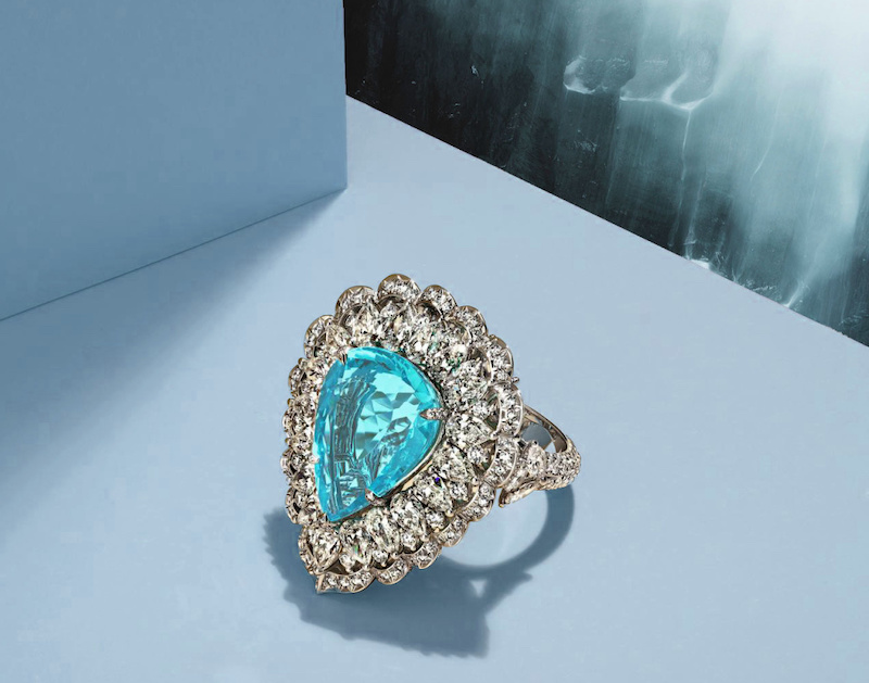 Кольцо Chopard High Jewellery с турмалином параиба (12,4 к) огранки груша и бриллиантами огранки груша и круглой огранки