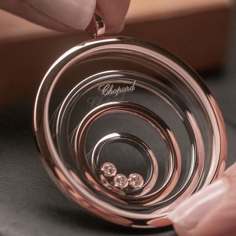 Кулон Chopard Happy Spirit из розового и белого золота с плавающими бриллиантами