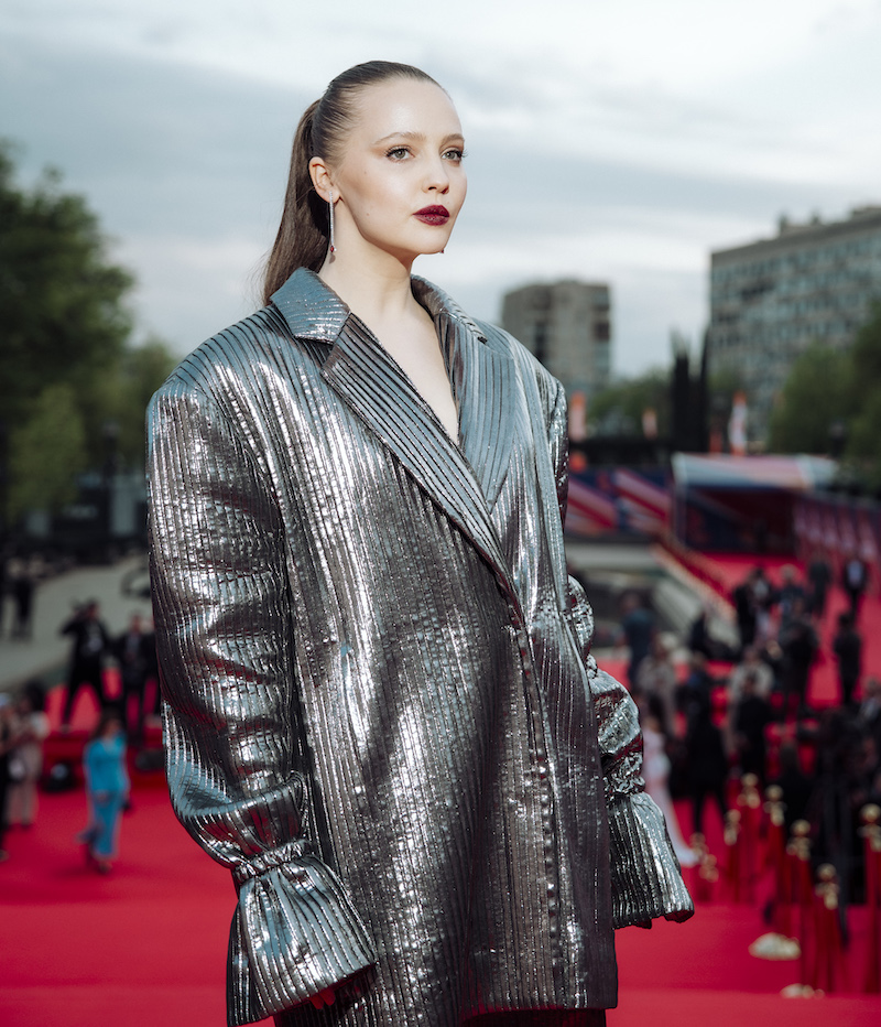 Юлия Хлынина в серьгах Mercury Color