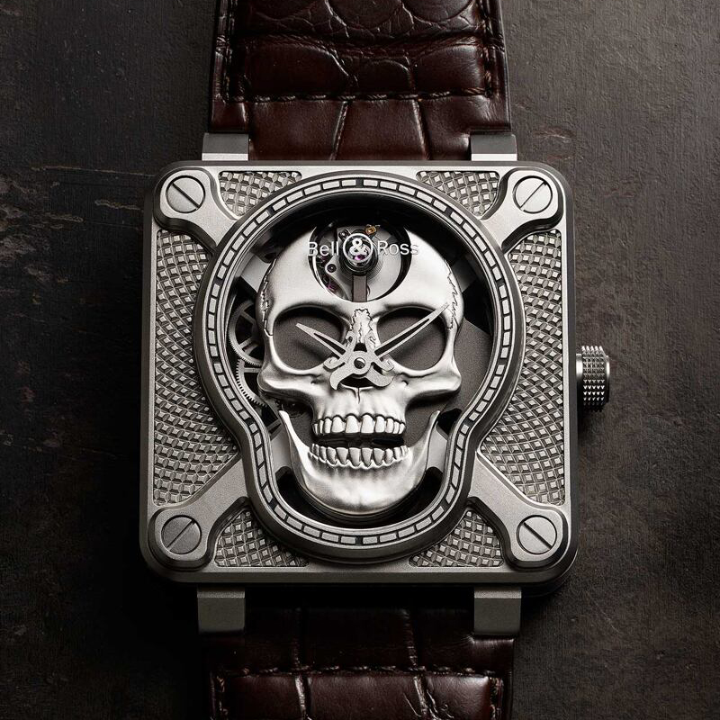 Часы Bell & Ross BR 01 Laughing Skull в 46 мм корпусе из стали с автоматоном. Ограниченная серия: 500 шт.