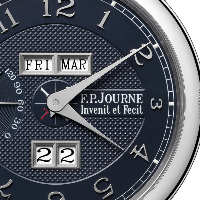 Циферблат часов F.P. Journe Quantième Perpétuel украшен гильошированным узором «парижские гвозди»