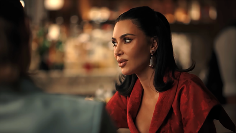 Ким Кардашьян в серьгах Chopard Temptations