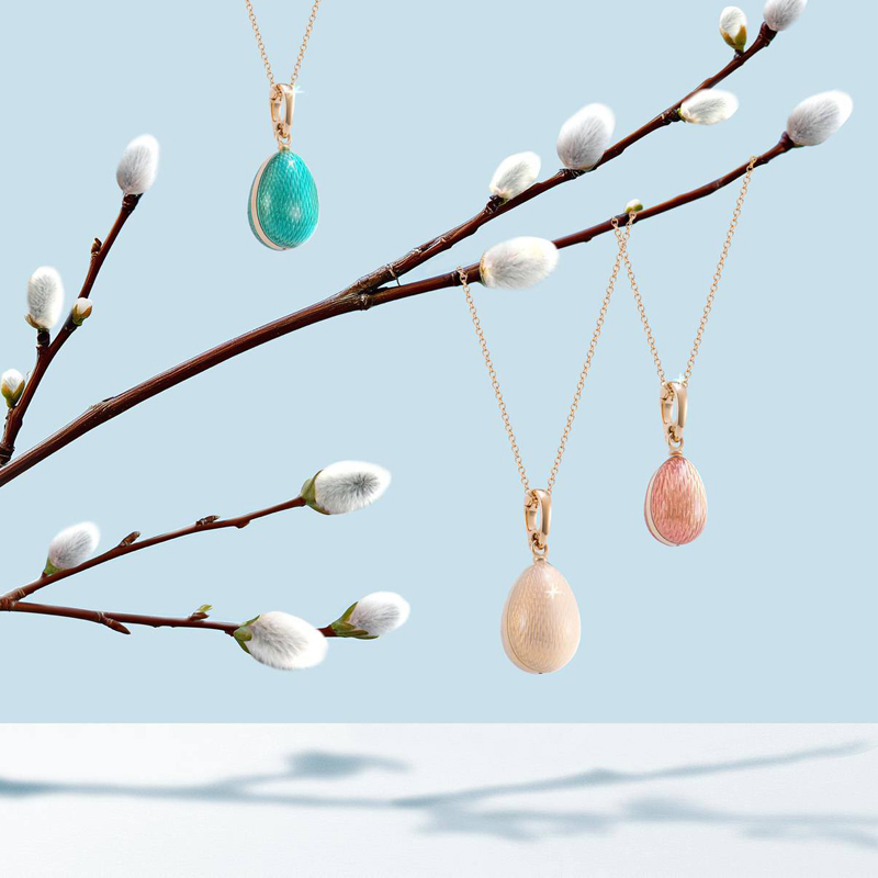 Эмалированные кулоны Mercury Enamel, выполненные в технике гильоше Эмалированные кулоны Mercury Enamel, выполненные в технике гильоше