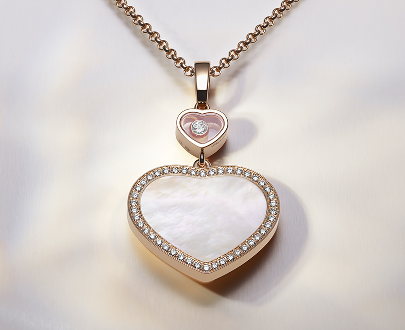 Кулон Chopard Happy Hearts из розового золота с перламутром и бриллиантами