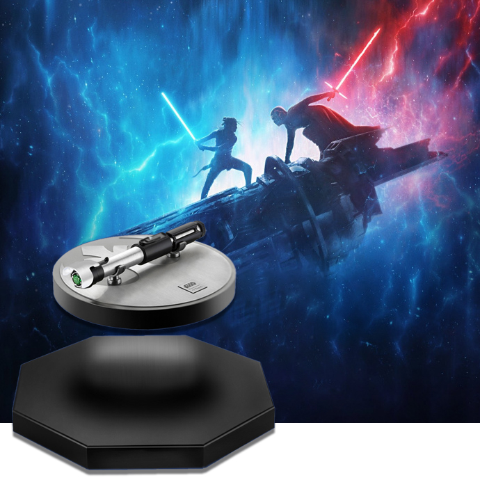 Ручка S.T. Dupont Star Wars Yoda Diamond с отделкой палладием, родием, бронзой, черным лаком и акрилом с зеленым топазом