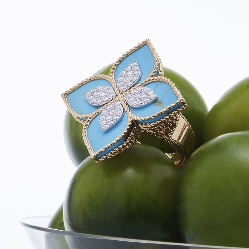 Кольцо Roberto Coin Princess Flower из розового и белого золота с бриллиантами, бирюзой и рубином на шинке