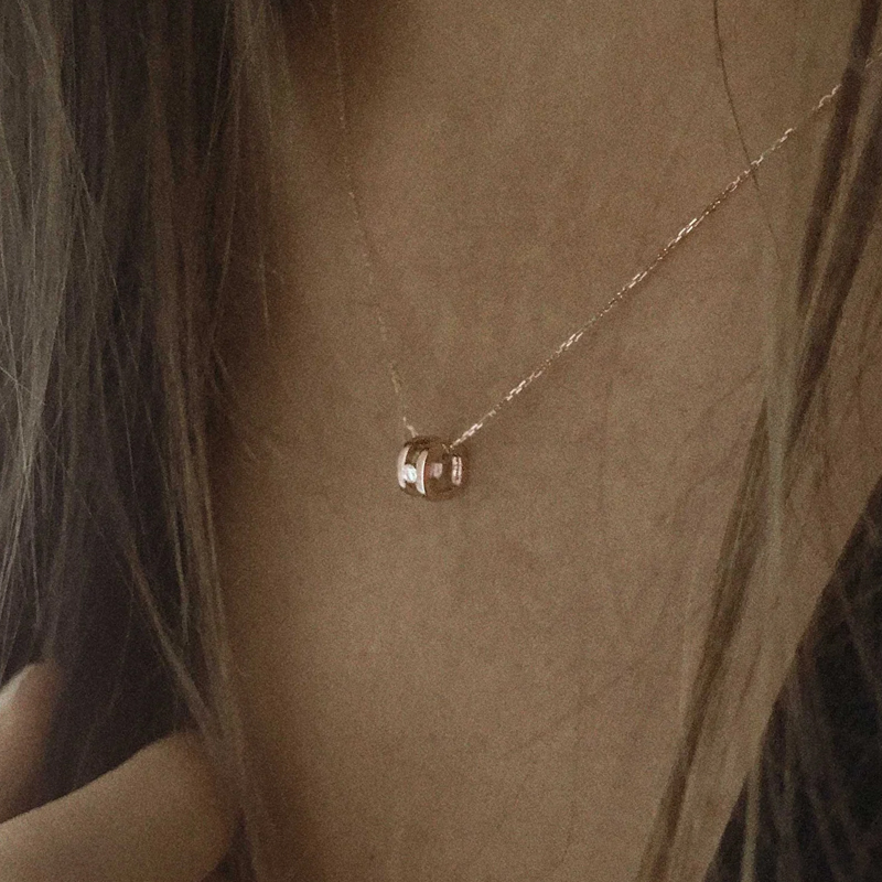 Колье Vanrycke Charlie из розового золота с бриллиантом Колье Vanrycke Charlie из розового золота с бриллиантом