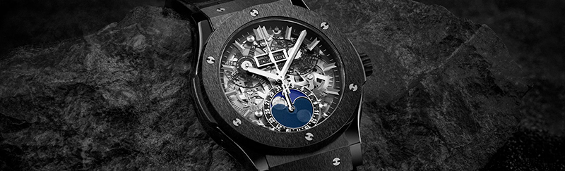 Часы Hublot Classic Fusion Aerofusion Moonphase Black Magic в 42 мм корпусе из керамики с указателями даты, дня недели, месяца и лунным календарем