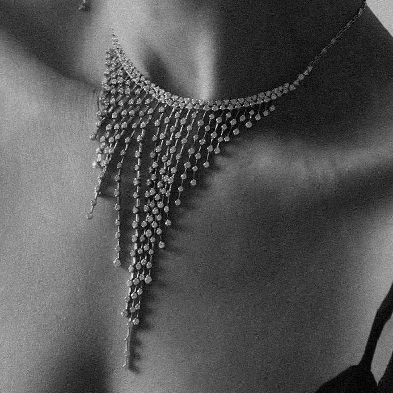 Украшения Casato Maureen из белого золота с бриллиантами Украшения Casato Maureen из белого золота с бриллиантами