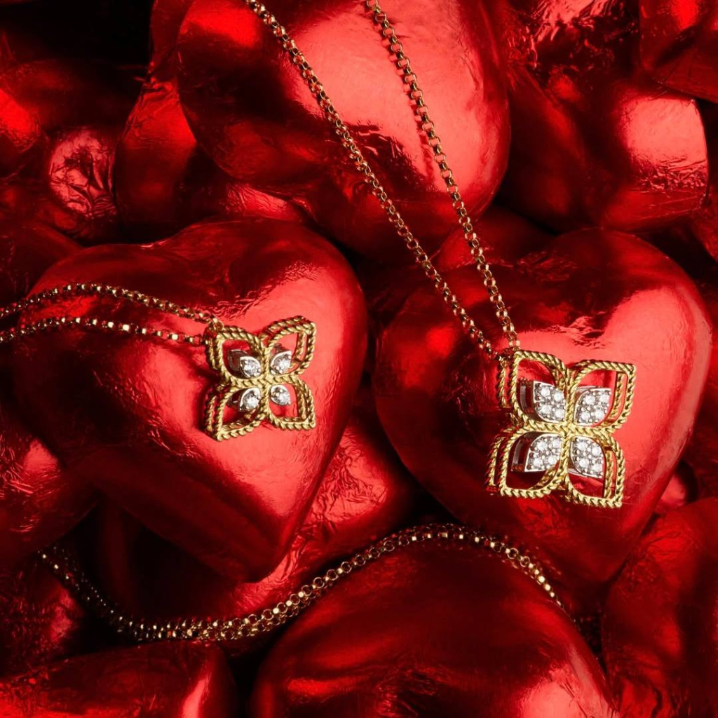 Колье Roberto Coin Princess Flower из розового золота с бриллиантами