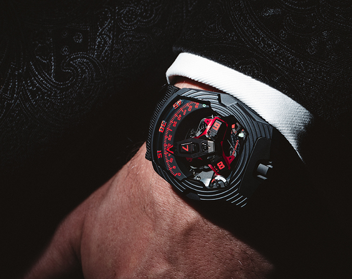 Часы Urwerk UR-210 Royal Hawk 
