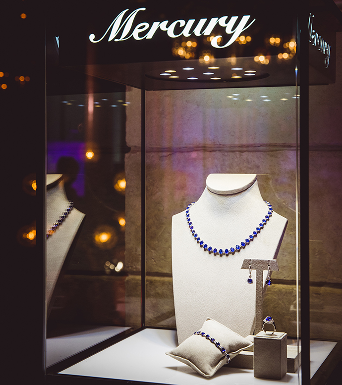 Украшения Mercury Color из белого золота с сапфирами и бриллиантами
