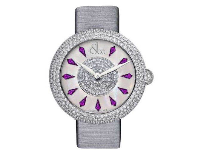 Часы Jacob & Co Brilliant Half Pave в корпусе 44 мм c сапфирами в виде часовых меток