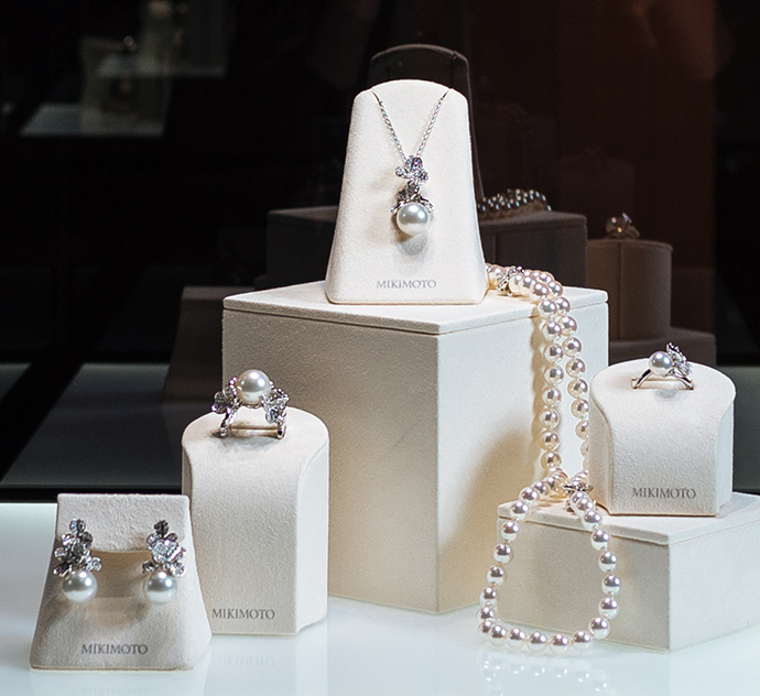 Ювелирные украшения Mikimoto